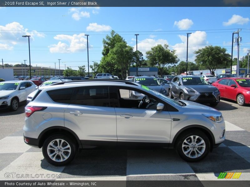 Ingot Silver / Charcoal Black 2018 Ford Escape SE