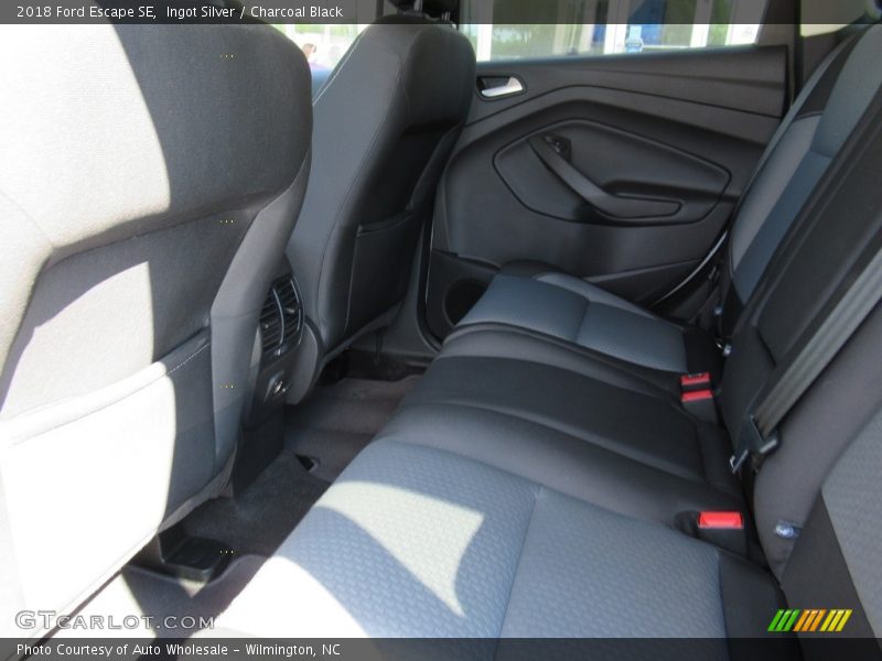 Ingot Silver / Charcoal Black 2018 Ford Escape SE