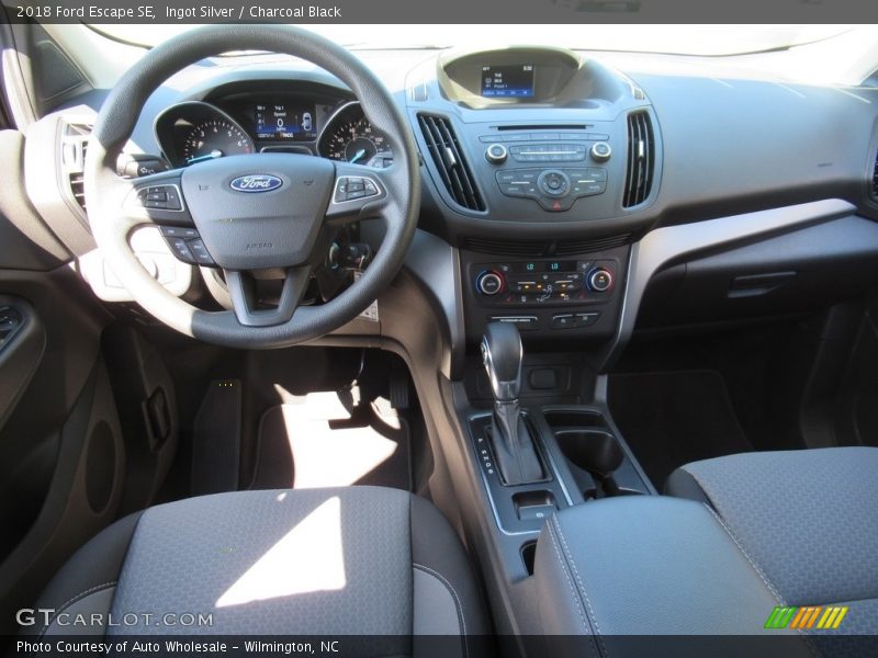Ingot Silver / Charcoal Black 2018 Ford Escape SE