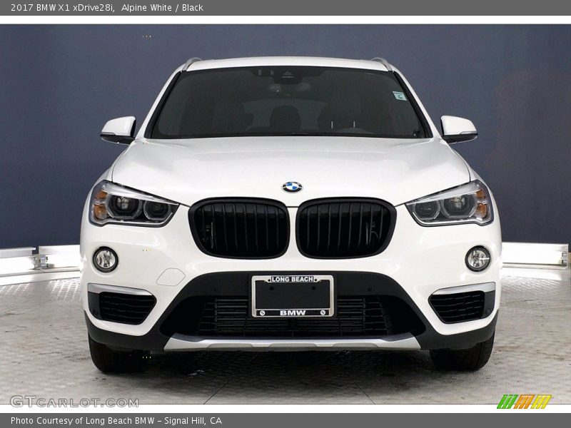 Alpine White / Black 2017 BMW X1 xDrive28i