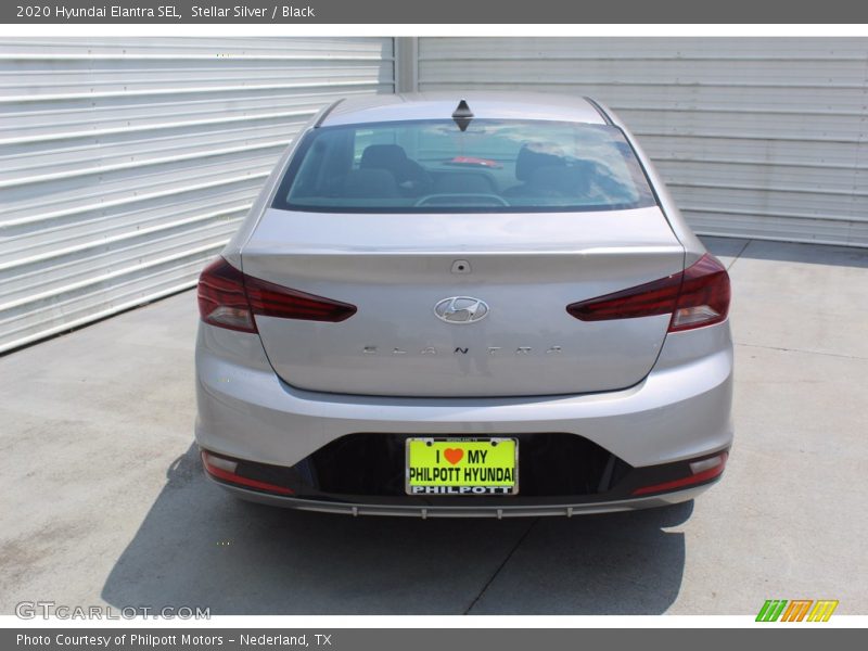 Stellar Silver / Black 2020 Hyundai Elantra SEL