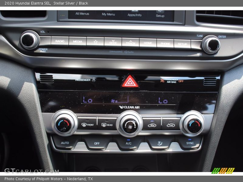 Stellar Silver / Black 2020 Hyundai Elantra SEL