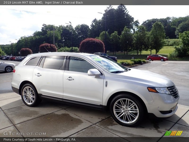 Ingot Silver / Charcoal Black 2019 Lincoln MKT Elite AWD