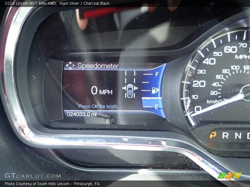 Ingot Silver / Charcoal Black 2019 Lincoln MKT Elite AWD