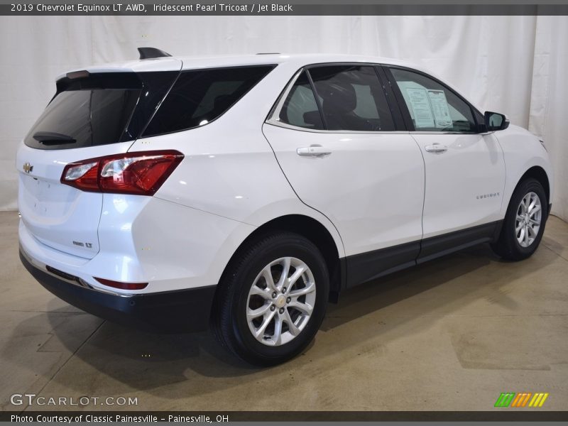Iridescent Pearl Tricoat / Jet Black 2019 Chevrolet Equinox LT AWD