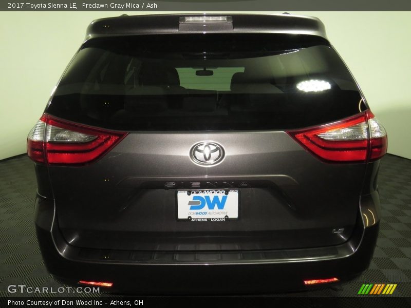 Predawn Gray Mica / Ash 2017 Toyota Sienna LE