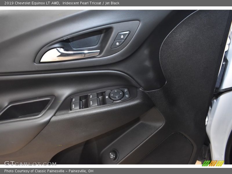 Iridescent Pearl Tricoat / Jet Black 2019 Chevrolet Equinox LT AWD