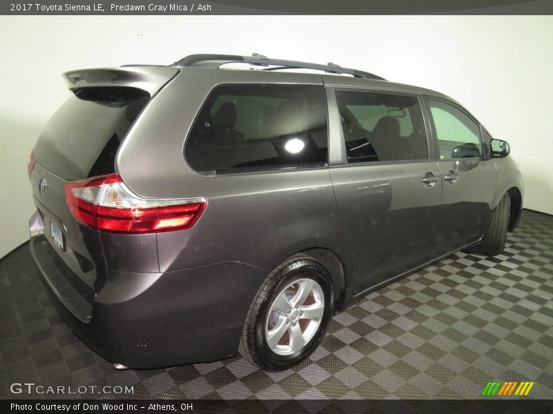 Predawn Gray Mica / Ash 2017 Toyota Sienna LE