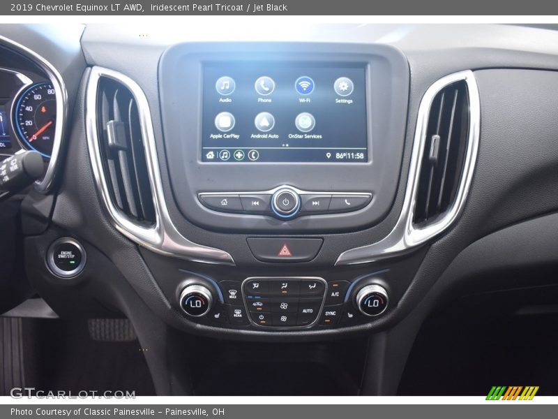 Iridescent Pearl Tricoat / Jet Black 2019 Chevrolet Equinox LT AWD