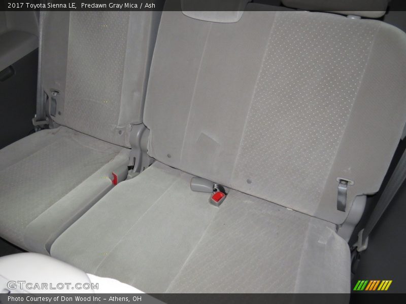 Predawn Gray Mica / Ash 2017 Toyota Sienna LE