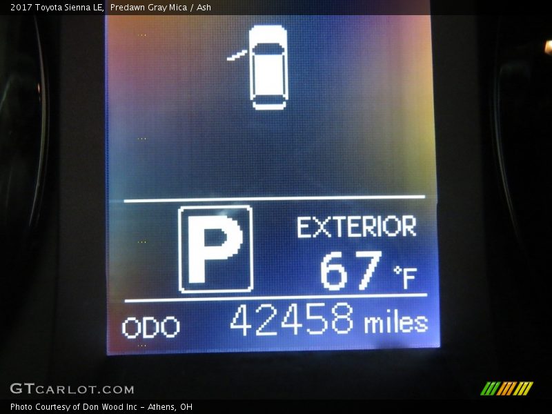 Predawn Gray Mica / Ash 2017 Toyota Sienna LE
