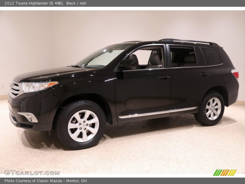 Black / Ash 2012 Toyota Highlander SE 4WD