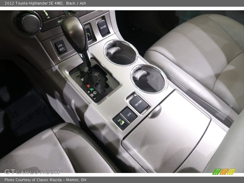 Black / Ash 2012 Toyota Highlander SE 4WD