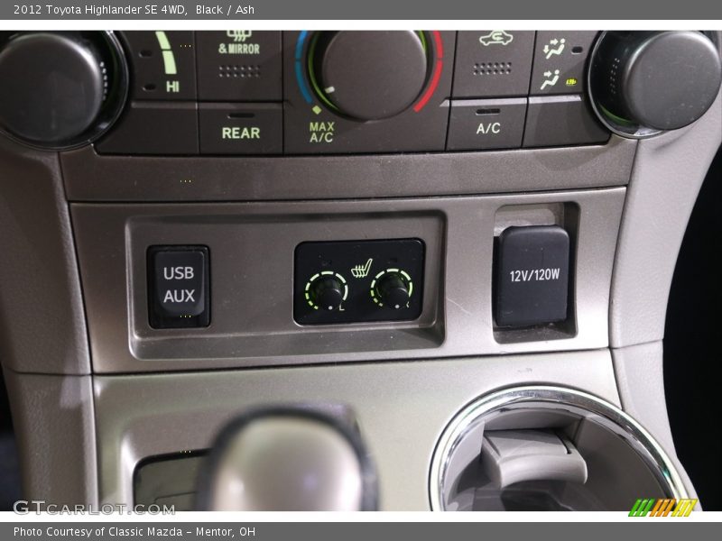 Black / Ash 2012 Toyota Highlander SE 4WD