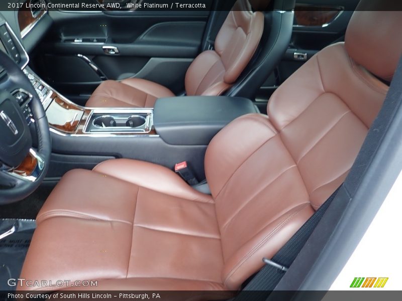 Front Seat of 2017 Continental Reserve AWD