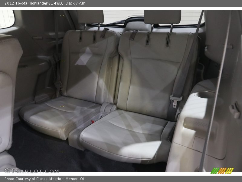 Black / Ash 2012 Toyota Highlander SE 4WD