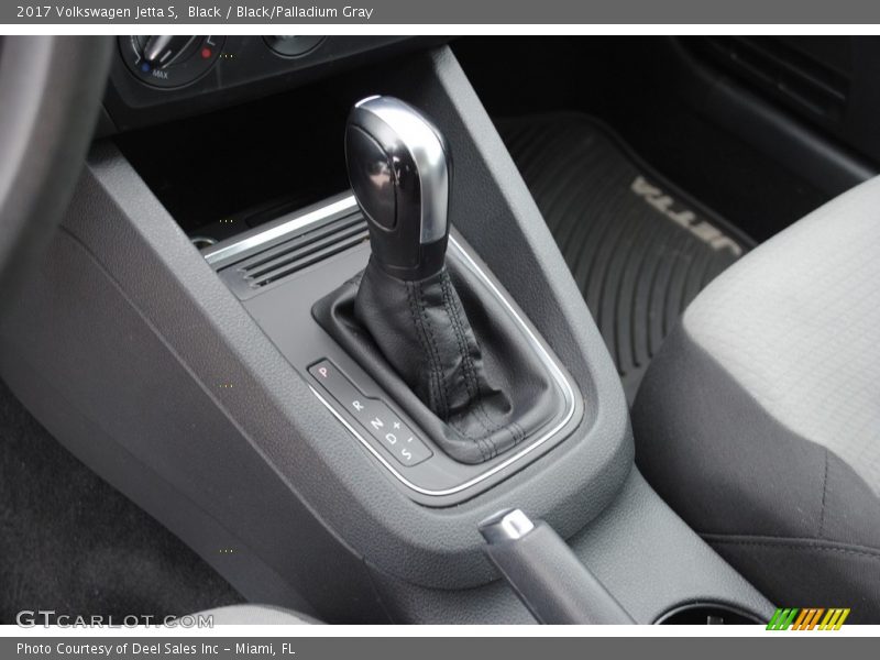 Black / Black/Palladium Gray 2017 Volkswagen Jetta S