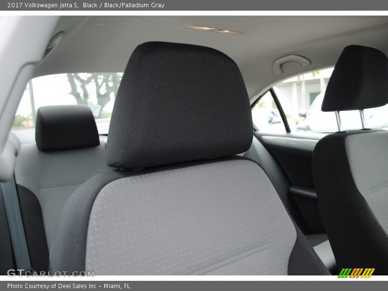 Black / Black/Palladium Gray 2017 Volkswagen Jetta S