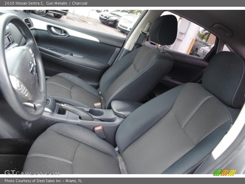 Gun Metallic / Charcoal 2016 Nissan Sentra S