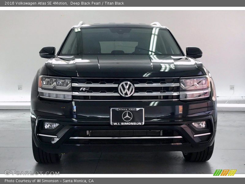 Deep Black Pearl / Titan Black 2018 Volkswagen Atlas SE 4Motion