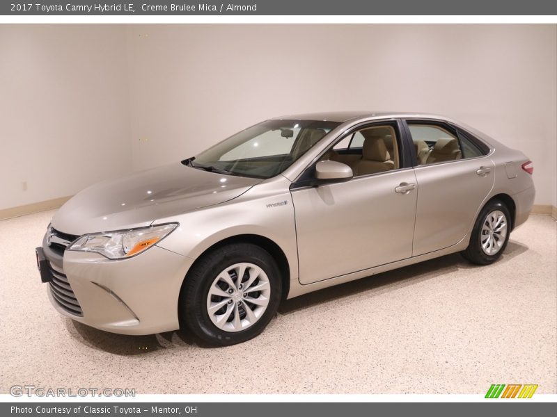 Creme Brulee Mica / Almond 2017 Toyota Camry Hybrid LE