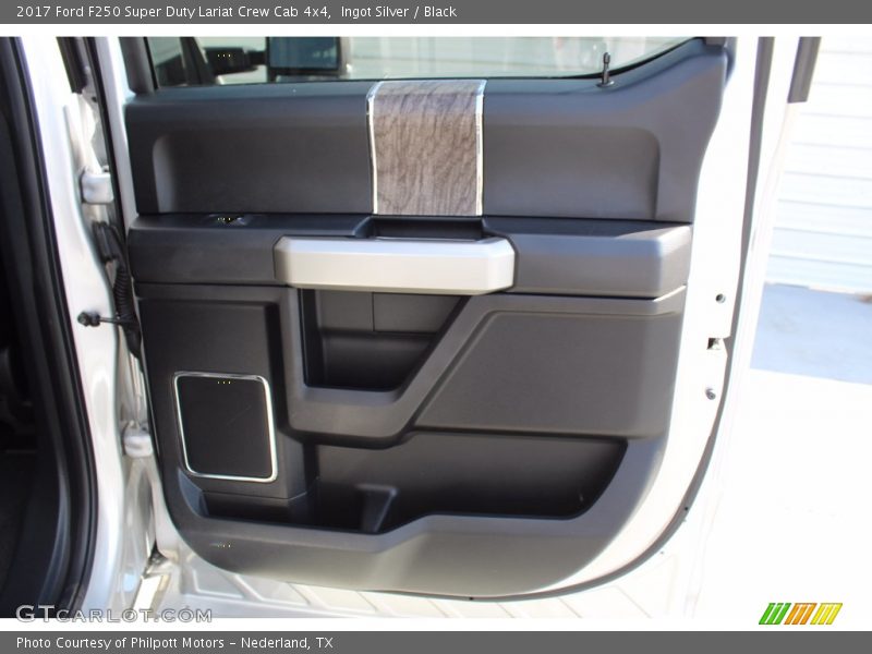 Ingot Silver / Black 2017 Ford F250 Super Duty Lariat Crew Cab 4x4