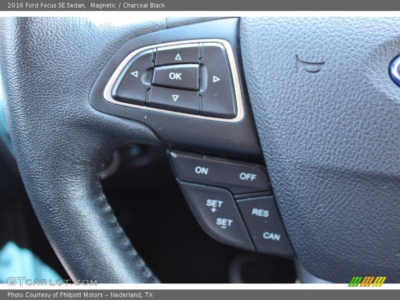 Magnetic / Charcoal Black 2016 Ford Focus SE Sedan