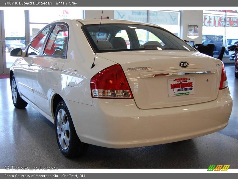 White / Gray 2007 Kia Spectra EX Sedan