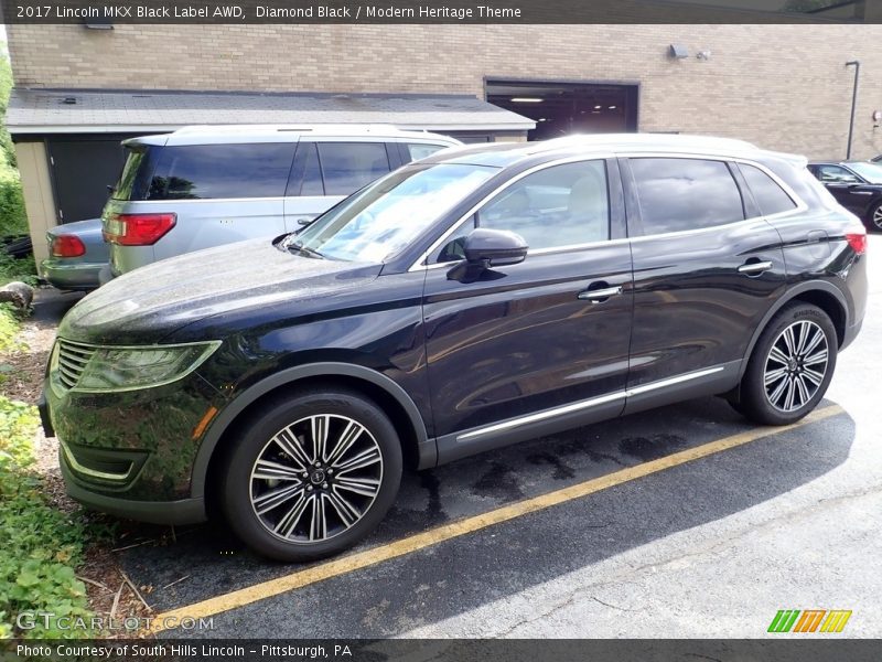 Front 3/4 View of 2017 MKX Black Label AWD