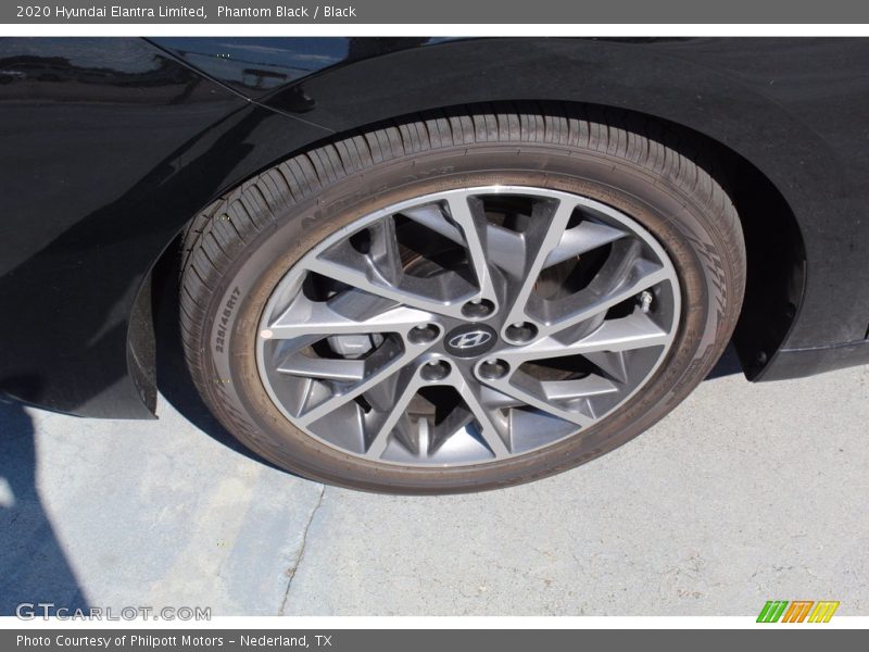 Phantom Black / Black 2020 Hyundai Elantra Limited