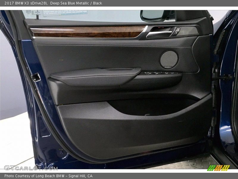 Deep Sea Blue Metallic / Black 2017 BMW X3 sDrive28i