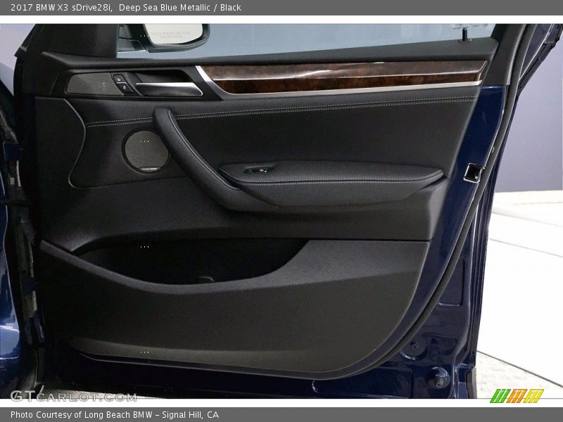 Deep Sea Blue Metallic / Black 2017 BMW X3 sDrive28i
