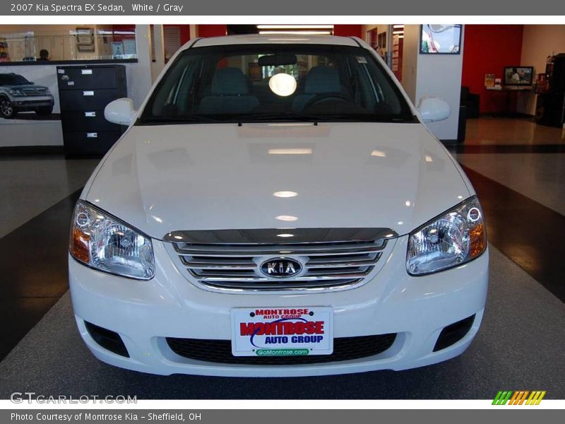 White / Gray 2007 Kia Spectra EX Sedan