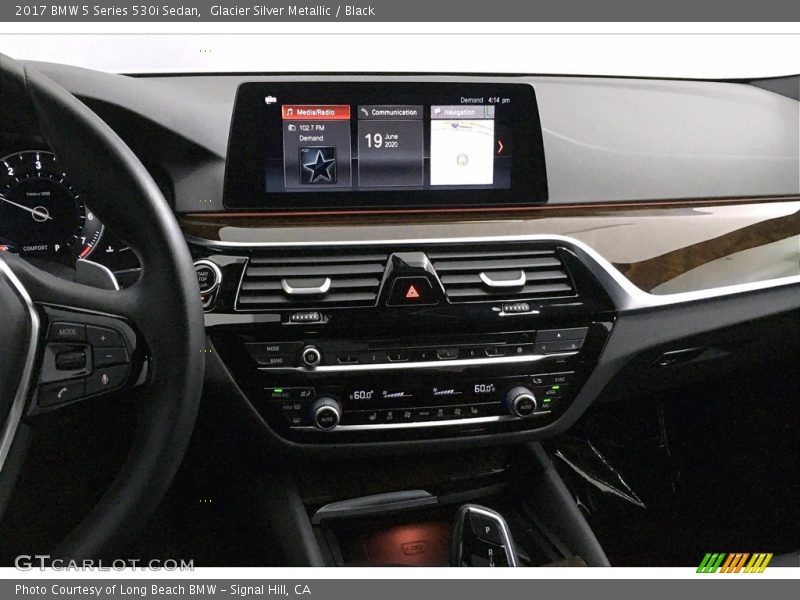 Glacier Silver Metallic / Black 2017 BMW 5 Series 530i Sedan