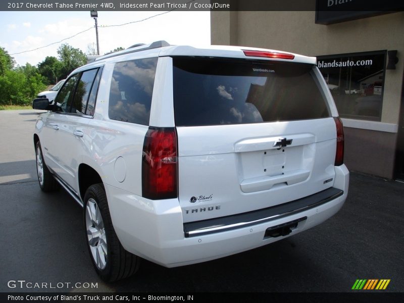 Iridescent Pearl Tricoat / Cocoa/Dune 2017 Chevrolet Tahoe Premier 4WD