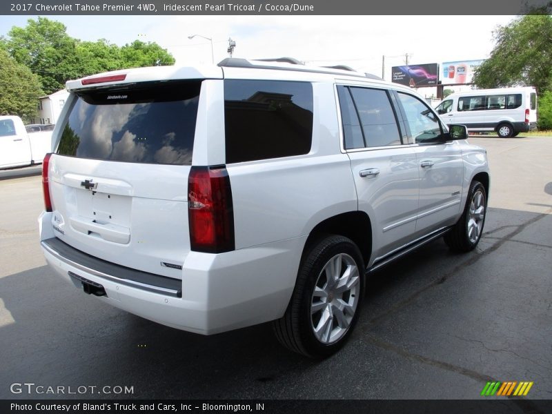 Iridescent Pearl Tricoat / Cocoa/Dune 2017 Chevrolet Tahoe Premier 4WD