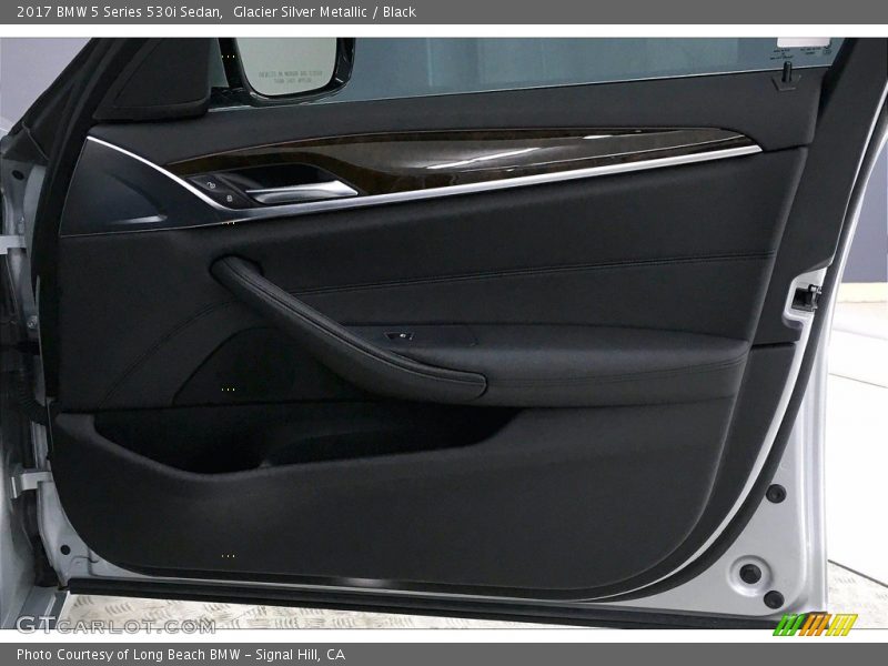 Glacier Silver Metallic / Black 2017 BMW 5 Series 530i Sedan