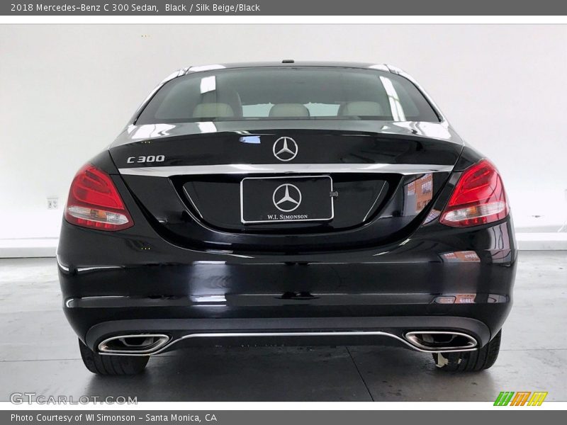 Black / Silk Beige/Black 2018 Mercedes-Benz C 300 Sedan