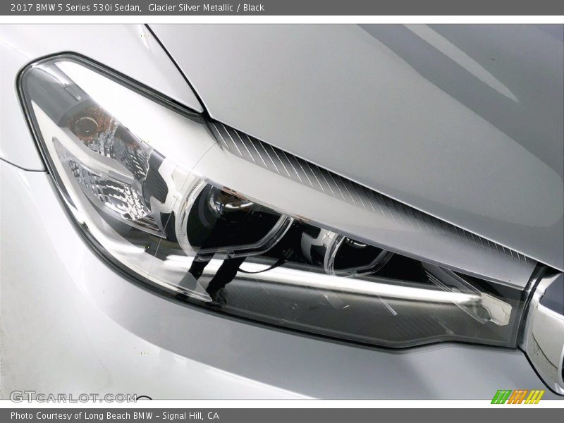 Glacier Silver Metallic / Black 2017 BMW 5 Series 530i Sedan