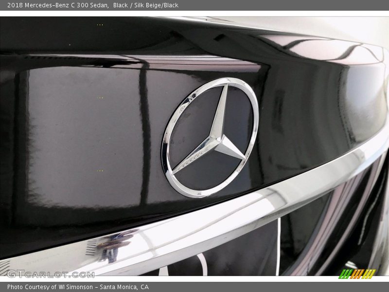 Black / Silk Beige/Black 2018 Mercedes-Benz C 300 Sedan