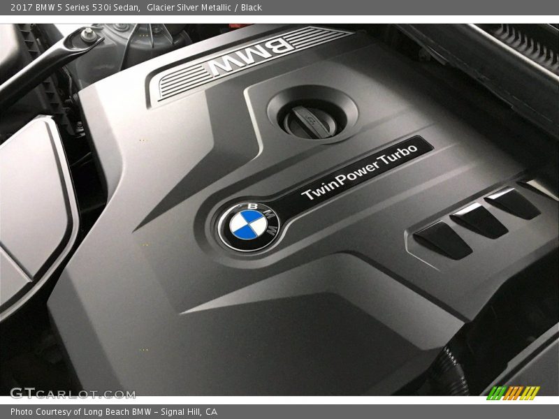 Glacier Silver Metallic / Black 2017 BMW 5 Series 530i Sedan