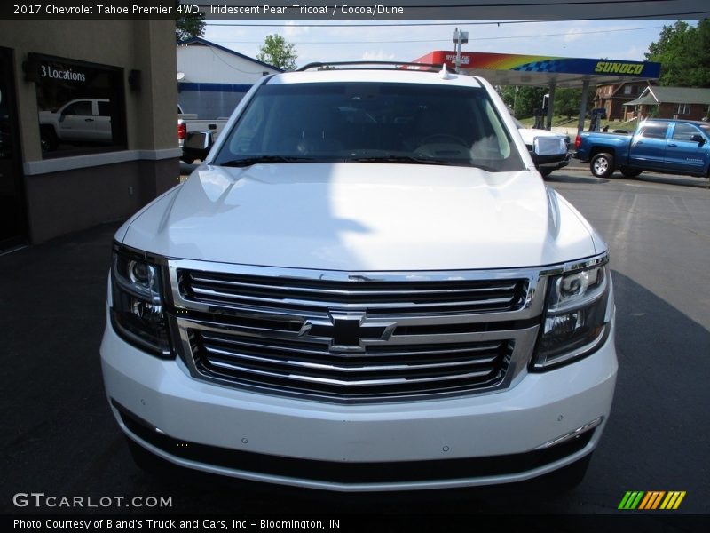 Iridescent Pearl Tricoat / Cocoa/Dune 2017 Chevrolet Tahoe Premier 4WD