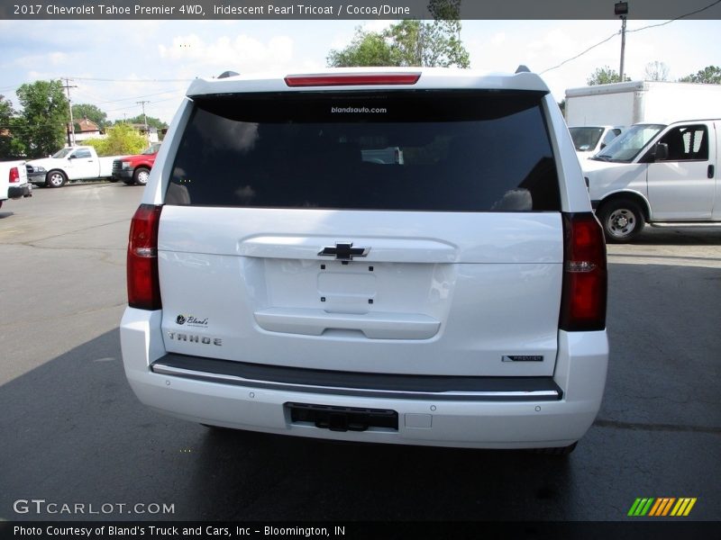 Iridescent Pearl Tricoat / Cocoa/Dune 2017 Chevrolet Tahoe Premier 4WD
