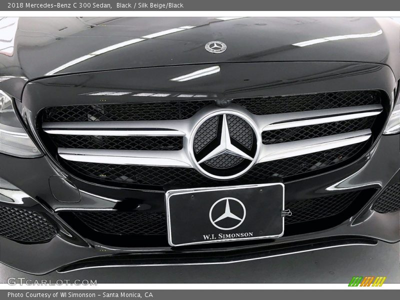 Black / Silk Beige/Black 2018 Mercedes-Benz C 300 Sedan
