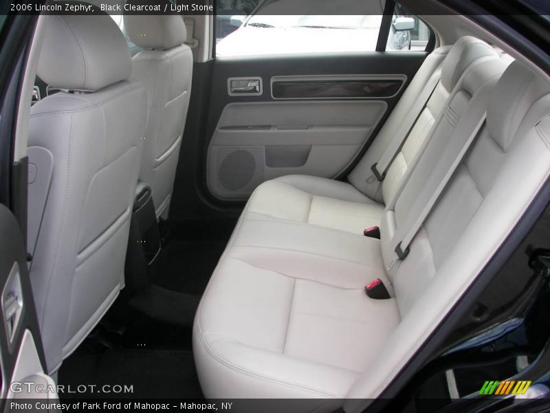 Black Clearcoat / Light Stone 2006 Lincoln Zephyr
