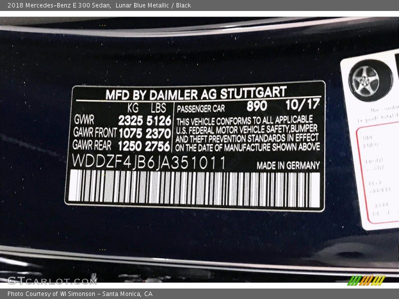 Lunar Blue Metallic / Black 2018 Mercedes-Benz E 300 Sedan