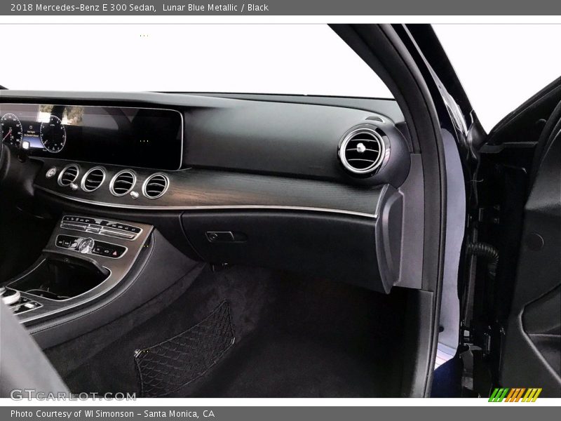 Lunar Blue Metallic / Black 2018 Mercedes-Benz E 300 Sedan