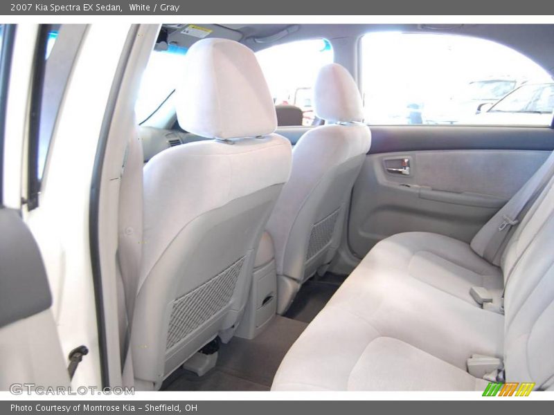 White / Gray 2007 Kia Spectra EX Sedan