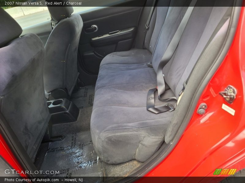 Red Alert / Charcoal 2007 Nissan Versa S