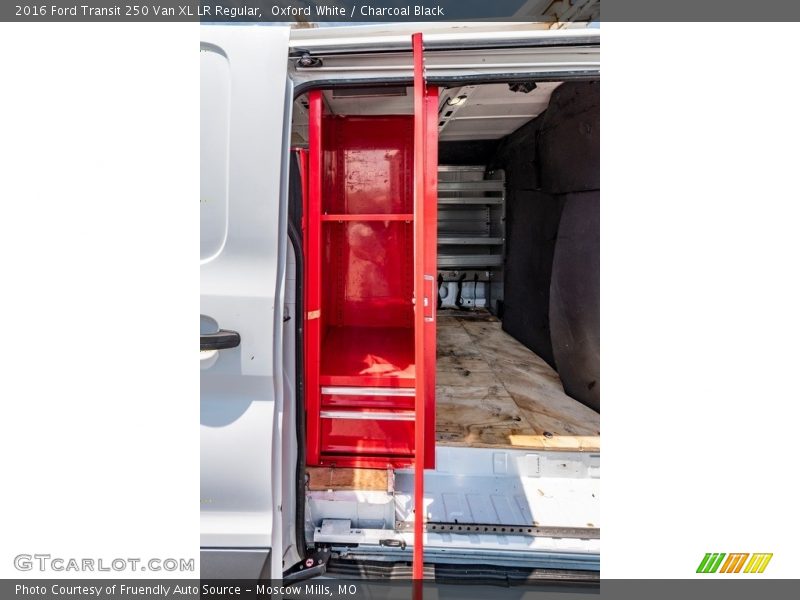 Oxford White / Charcoal Black 2016 Ford Transit 250 Van XL LR Regular
